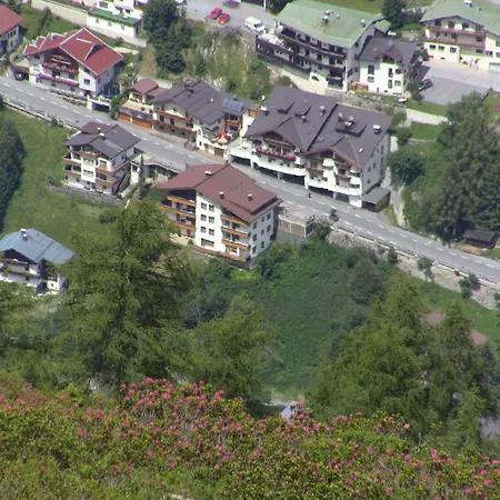 阿尔基拉酒店
