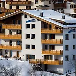 Alkira Apart-hotel